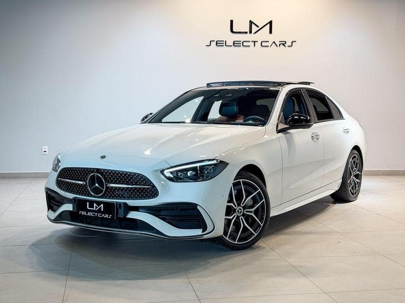 Mercedes-Benz C300 2025/2025 — foto de estúdio LM